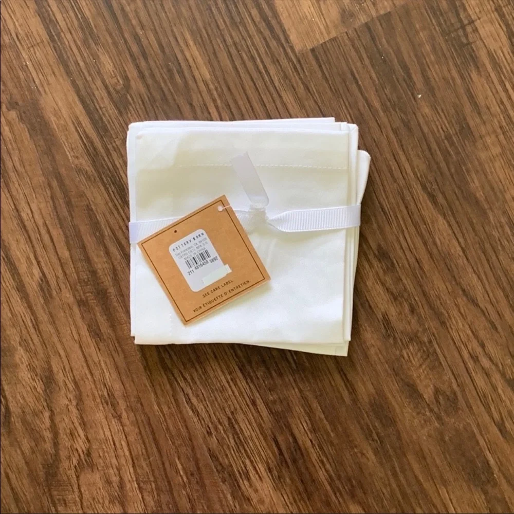 Pottery barn napkins set of 6